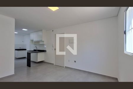 Sala de apartamento para alugar com 2 quartos, 48m² em Parque Bom Retiro, Paulínia