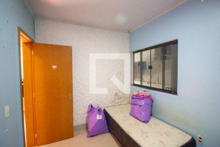 Casa para alugar com 5 quartos, 33m² em Recanto das Emas, Brasília