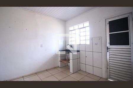 Kitnet 2 de casa à venda com 7 quartos, 100m² em Jardim Colorado, São Paulo