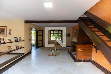 Sala de casa de condomínio à venda com 4 quartos, 256m² em Engenho do Mato, Niterói