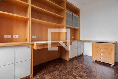 Apartamento à venda com 3 quartos, 140m² em Vila Suzana, São Paulo