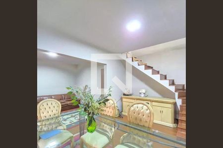 Casa à venda com 3 quartos, 206m² em Assunção, São Bernardo do Campo