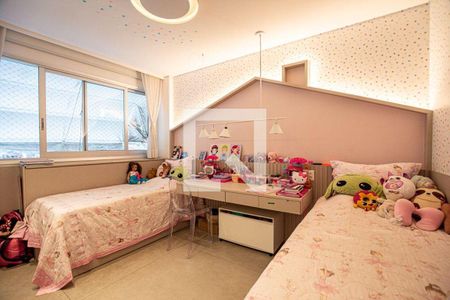 Apartamento à venda com 4 quartos, 180m² em Icaraí, Niterói