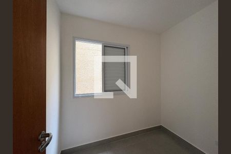 Quarto 2 de apartamento para alugar com 2 quartos, 39m² em Vila Palmeiras, São Paulo