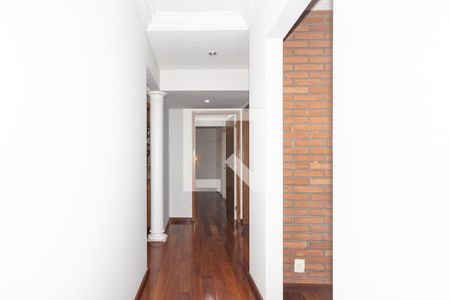 Corredor de apartamento para alugar com 2 quartos, 110m² em Brooklin, São Paulo