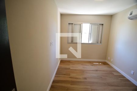 Quarto 2 de apartamento à venda com 3 quartos, 100m² em Cambuí, Campinas