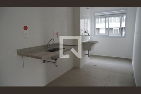 Cozinha e Área de Serviço de apartamento à venda com 2 quartos, 48m² em Picanço, Guarulhos