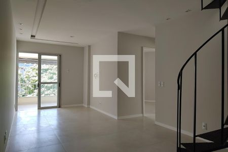 Sala de apartamento à venda com 2 quartos, 138m² em Anil, Rio de Janeiro