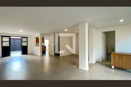 Sala de casa para alugar com 3 quartos, 250m² em Jardim Paulista, São Paulo