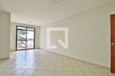 Sala de apartamento para alugar com 3 quartos, 110m² em Centro, Uberlândia
