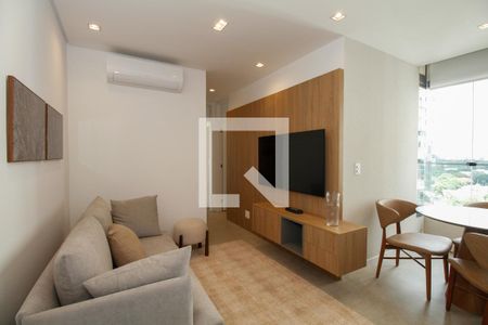 Sala e Cozinha de apartamento à venda com 2 quartos, 45m² em Pinheiros, São Paulo