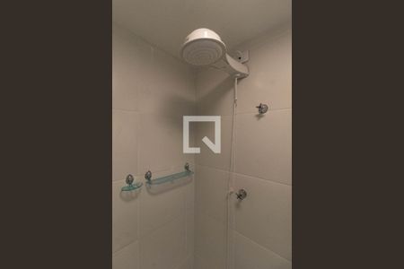 Banheiro de kitnet/studio para alugar com 1 quarto, 19m² em Água Branca, São Paulo