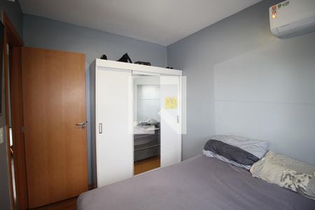 Quarto 1 de apartamento à venda com 2 quartos, 47m² em Morro Santana, Porto Alegre