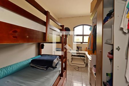Quarto 2 de casa para alugar com 4 quartos, 235m² em Parque Gerassi, Santo André