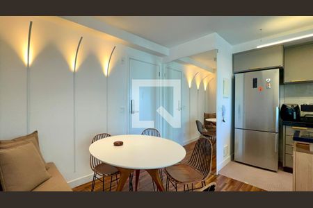 Sala de Jantar de kitnet/studio à venda com 1 quarto, 42m² em Pinheiros, São Paulo