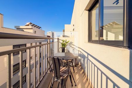 Varanda de kitnet/studio à venda com 1 quarto, 21m² em Vila Mariana, São Paulo