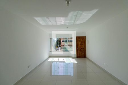 Sala de casa à venda com 3 quartos, 204m² em Vila Guilhermina, São Paulo