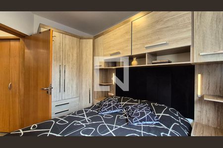 Quarto  de apartamento à venda com 2 quartos, 100m² em Jardim Santo Alberto, Santo André