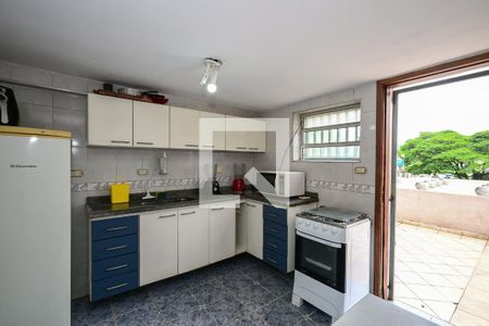Cozinha de casa para alugar com 1 quarto, 36m² em Real Parque, São Paulo