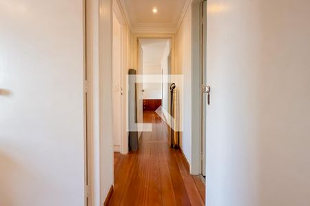 Corredor de apartamento à venda com 3 quartos, 128m² em Vila Mariana, São Paulo