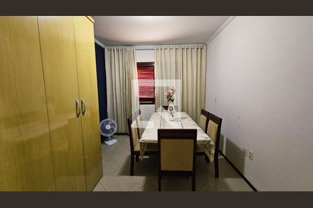 Casa à venda com 4 quartos, 238m² em Jardim Florestal, Jundiaí