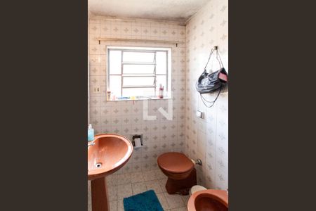 Banheiro da Suíte de casa à venda com 3 quartos, 250m² em Vila Paiva, São Paulo