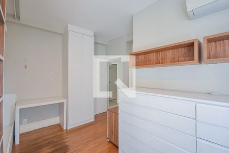 Apartamento para alugar com 3 quartos, 190m² em Vila Sofia, São Paulo