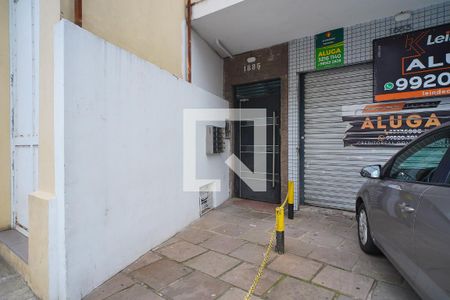 Fachada  de kitnet/studio para alugar com 1 quarto, 35m² em São João, Porto Alegre