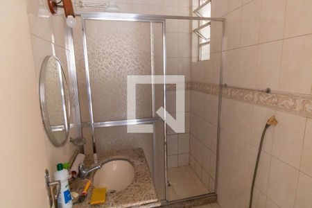 Banheiro de apartamento à venda com 1 quarto, 55m² em Centro, Niterói