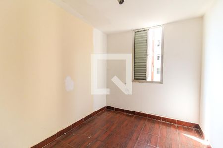 Quarto 1 de apartamento para alugar com 2 quartos, 48m² em Conjunto Residencial José Bonifácio, São Paulo