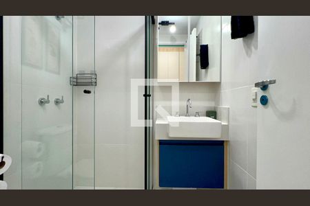 Banheiro de kitnet/studio à venda com 1 quarto, 24m² em Perdizes, São Paulo