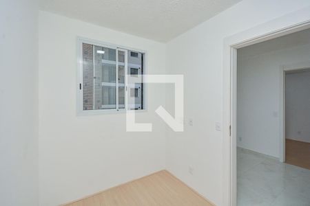 Quarto 1 de apartamento para alugar com 2 quartos, 35m² em Jardim Sabara, São Paulo