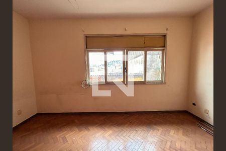 Sala de casa à venda com 2 quartos, 100m² em Inhaúma, Rio de Janeiro