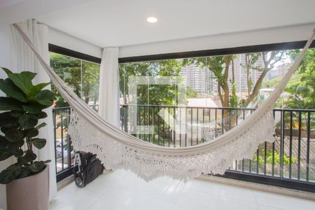 Apartamento à venda com 3 quartos, 100m² em Jardim das Acacias, São Paulo
