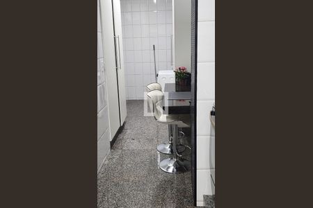 Apartamento para alugar com 4 quartos, 134m² em Belvedere, Belo Horizonte