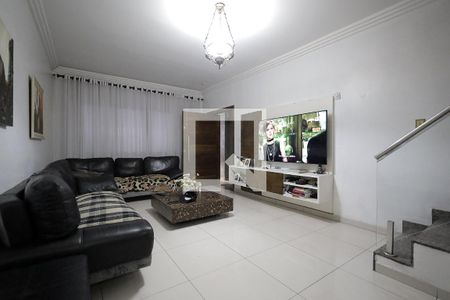 Casa à venda com 3 quartos, 205m² em Vila Camilópolis, Santo André