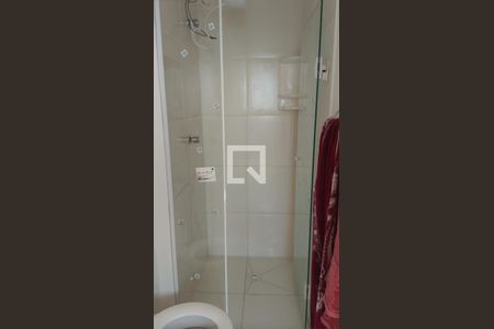 Banheiro de apartamento para alugar com 1 quarto, 17m² em Chácara Inglesa, São Paulo