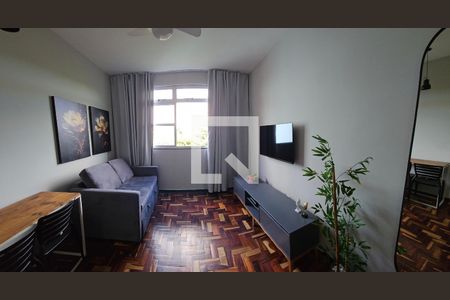 Sala de apartamento para alugar com 2 quartos, 50m² em Padre Eustáquio, Belo Horizonte