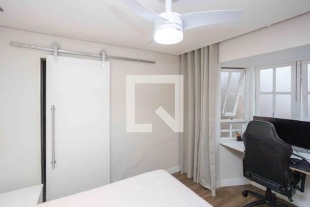 Quarto Suíte de casa à venda com 2 quartos, 210m² em Jardim Miriam, São Paulo