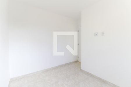 Quarto 1 de apartamento para alugar com 2 quartos, 44m² em Jardim Helian, São Paulo