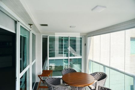 Varanda de apartamento para alugar com 1 quarto, 65m² em Barra da Tijuca, Rio de Janeiro