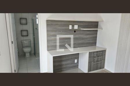 Quarto de casa de condomínio para alugar com 3 quartos, 316m² em Parque dos Lagos, Itaquaquecetuba