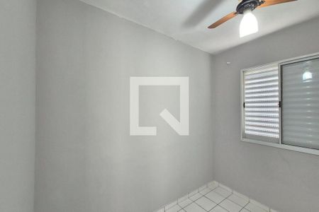 Quarto 2 de apartamento para alugar com 2 quartos, 43m² em Jardim Carlos Lourenço, Campinas
