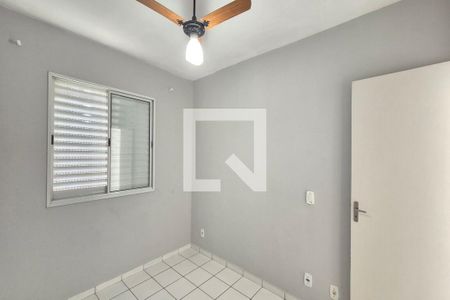 Quarto 2 de apartamento para alugar com 2 quartos, 43m² em Jardim Carlos Lourenço, Campinas