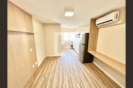 Sala/Cozinha/Quarto  de kitnet/studio para alugar com 1 quarto, 24m² em Jardim São Paulo, São Paulo