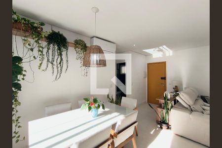 Sala de apartamento à venda com 2 quartos, 75m² em Medeiros, Jundiaí