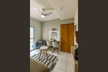 Sala de apartamento para alugar com 1 quarto, 40m² em Boqueirão, Praia Grande