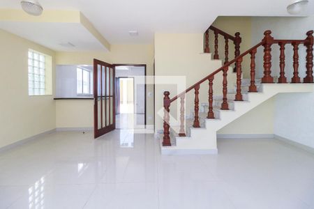 Sala de casa à venda com 3 quartos, 190m² em Vila Cruzeiro, São Paulo