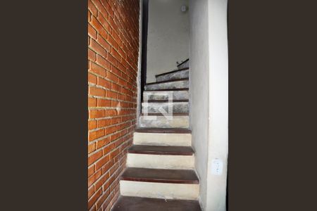 Detalhe - Escada Interna de casa à venda com 2 quartos, 150m² em Vila Teresinha, São Paulo