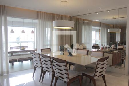 Sala  de apartamento à venda com 3 quartos, 169m² em Jardim Santa Mena, Guarulhos